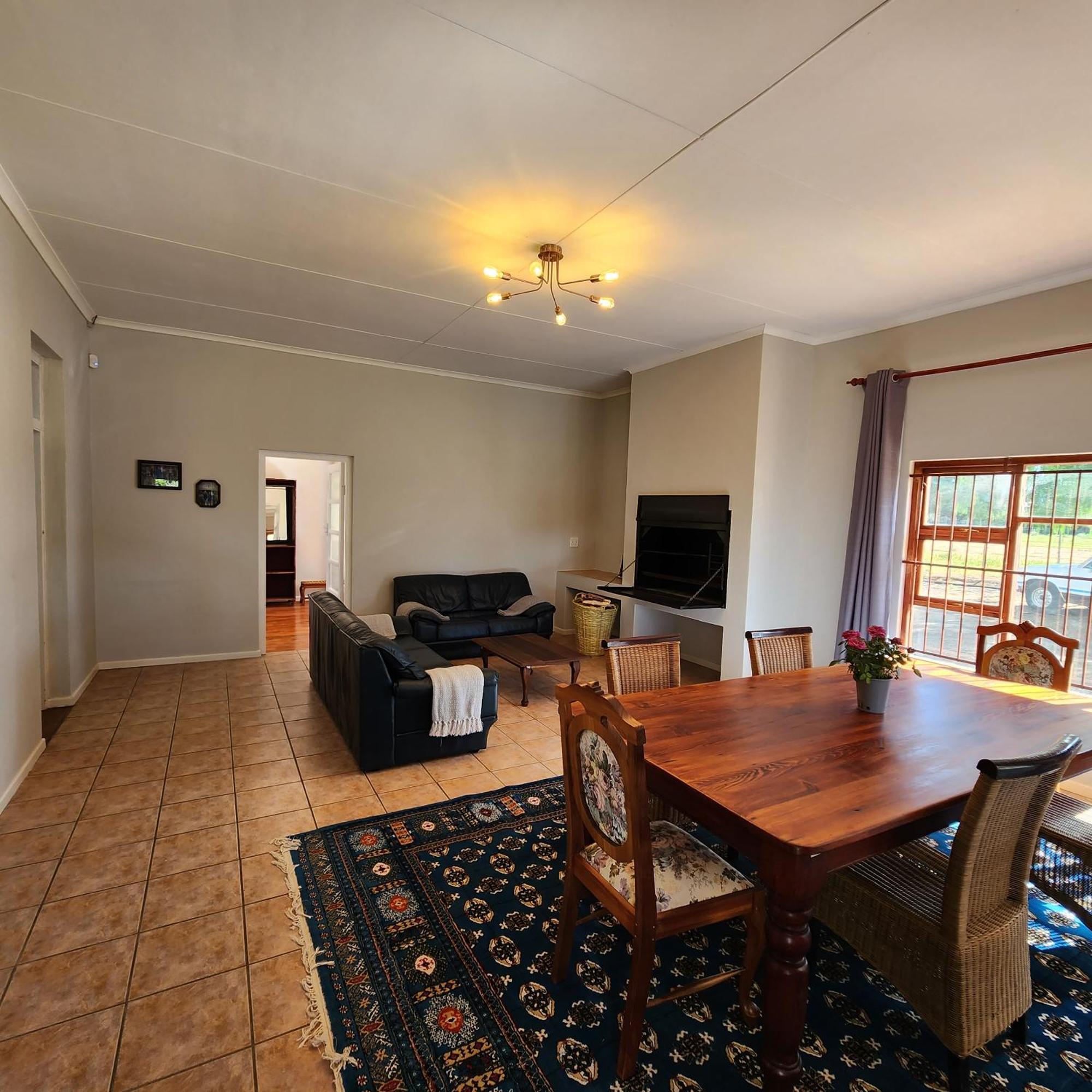 Karoo Leeu Self Catering Villa Oudtshoorn Eksteriør bilde